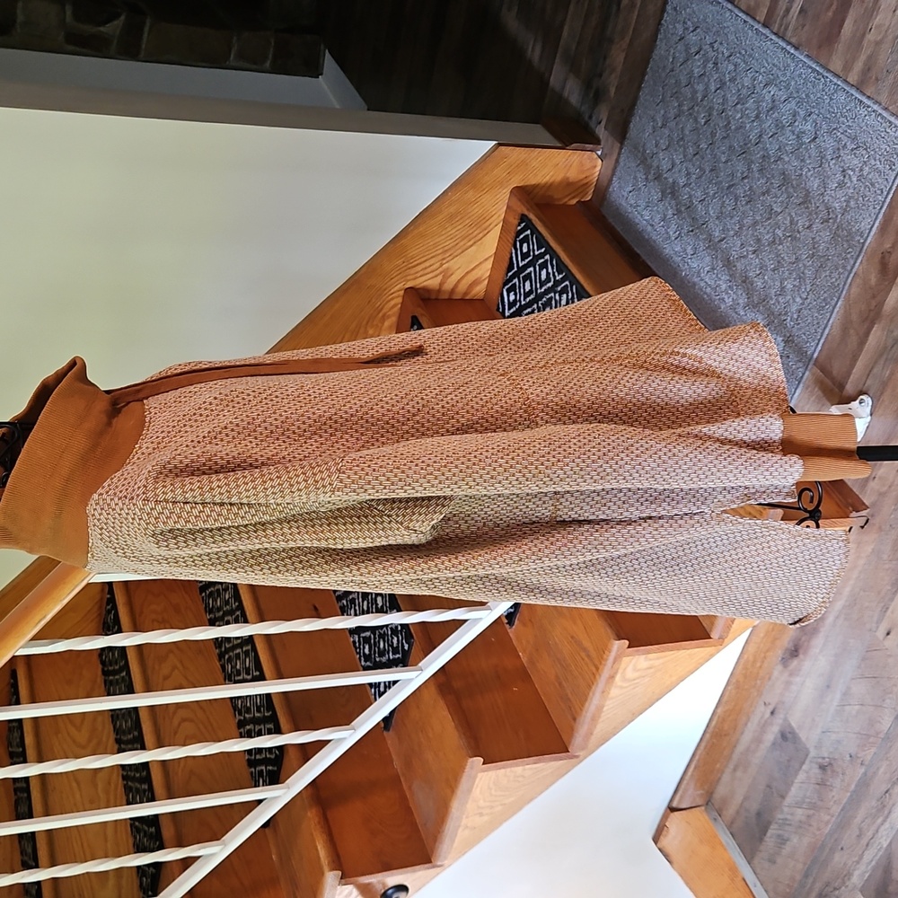 👚Doe & Rae Mustard and Cream Knit Sweater - Picture 5 of 8